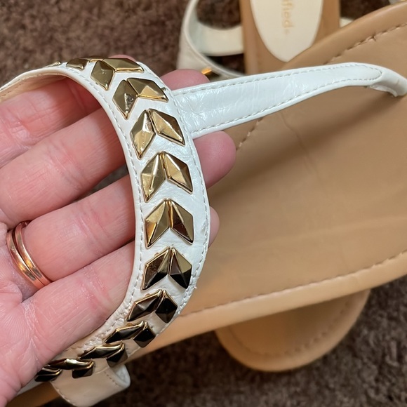 Gently used Women’s Size 10 Sandals, City Classified - Picture 2 of 3